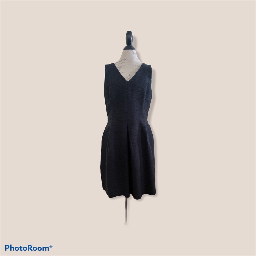 Black Dress Banana Republic Size 16 V Neck